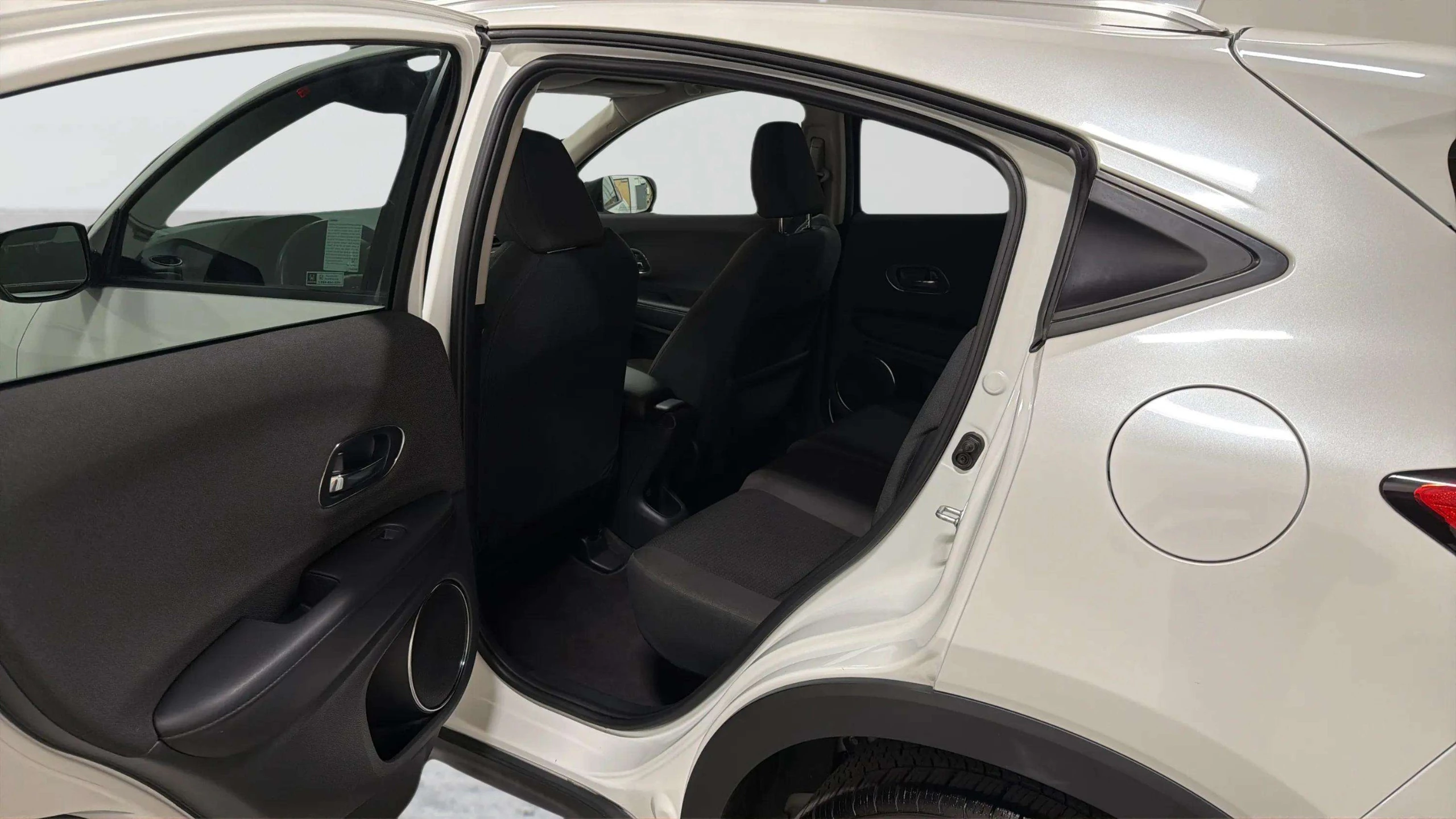 2021 Honda HR-V EX - Photo 48