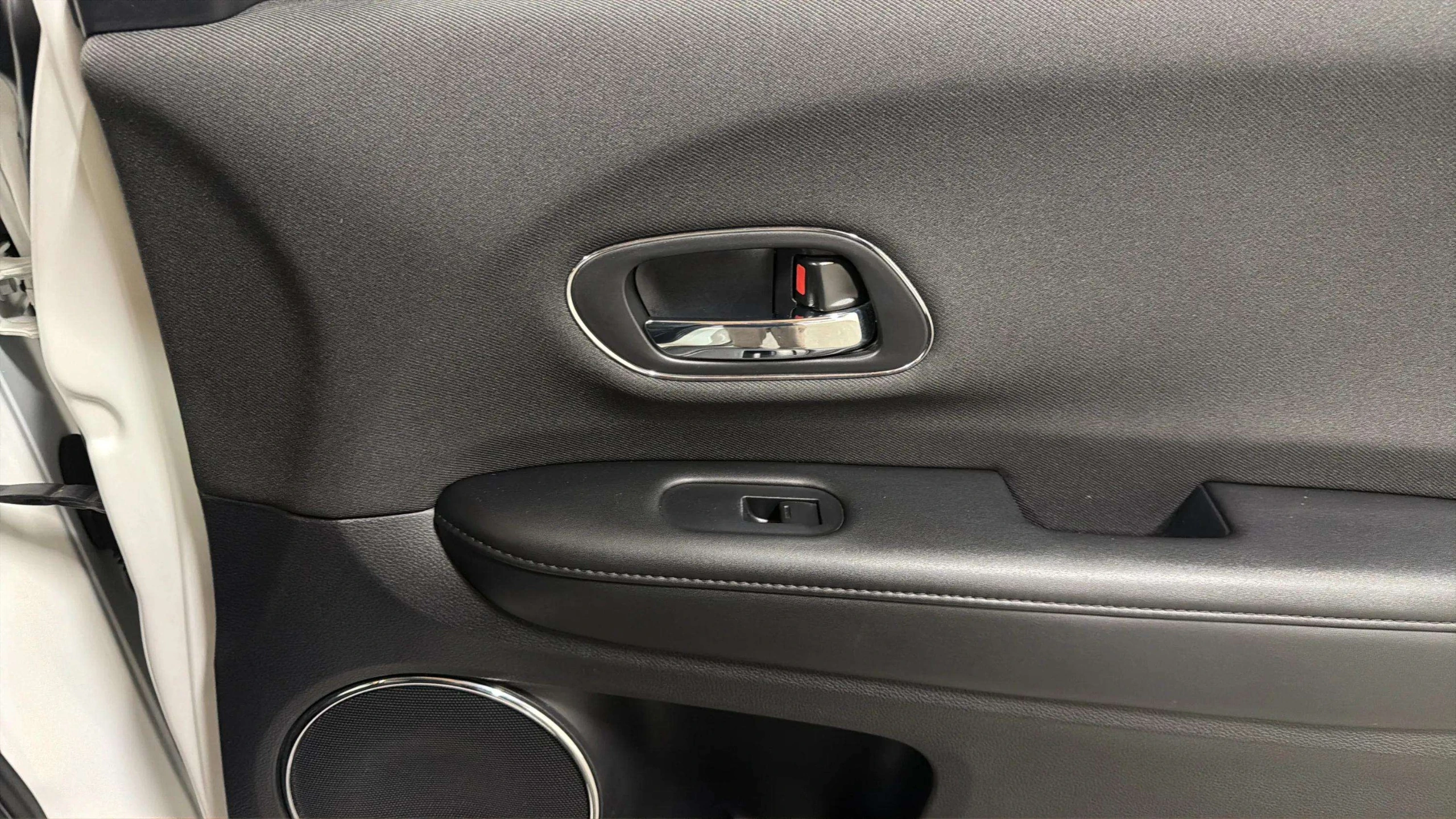 2021 Honda HR-V EX - Photo 44
