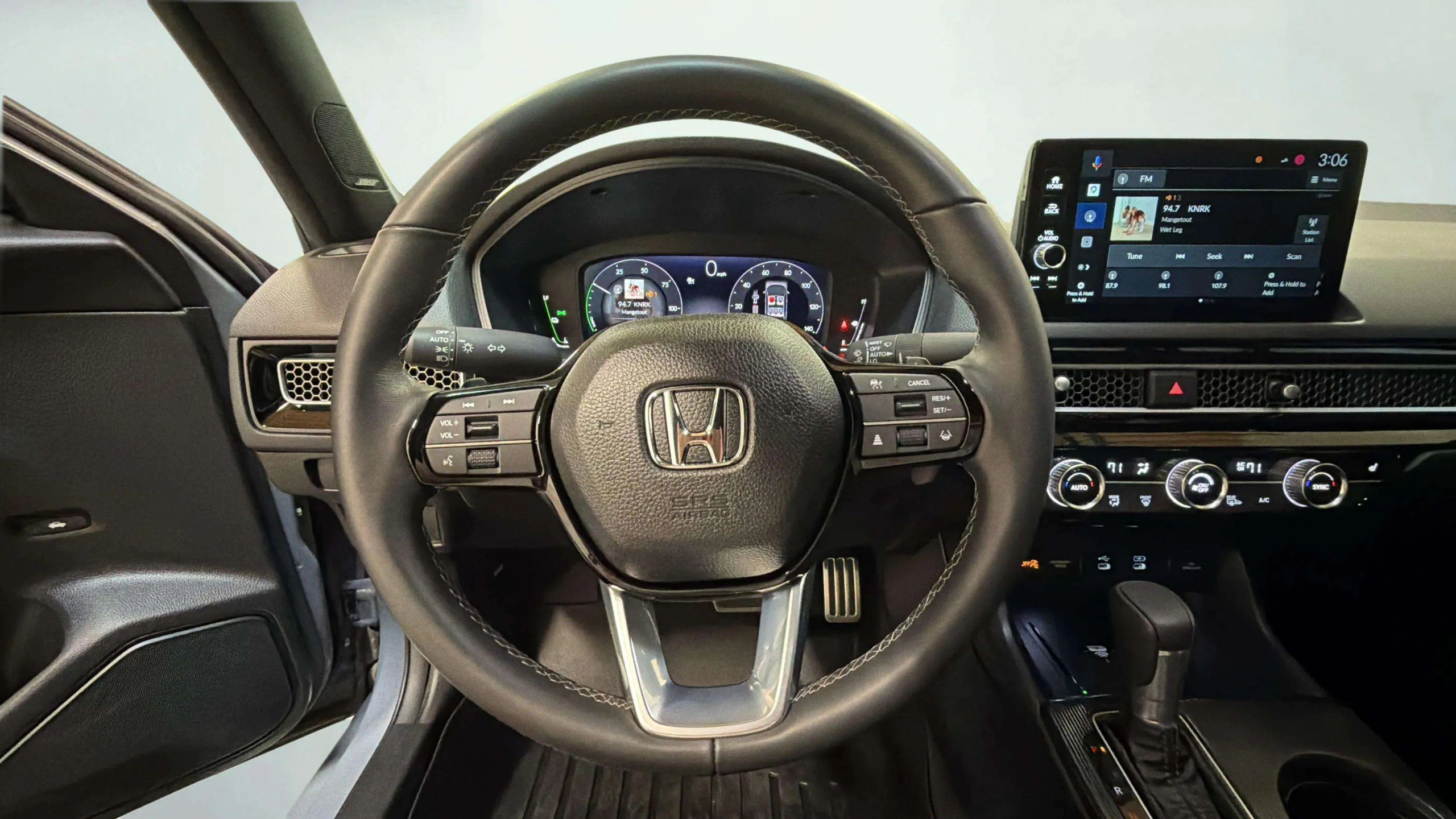 2026 Honda Civic Sport Touring - Photo 40